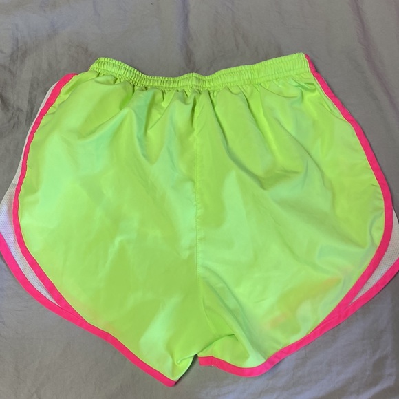 ‎Nike - Picture 6 of 7